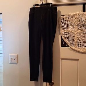 Stretch jeans. Vera Wang. Size 8